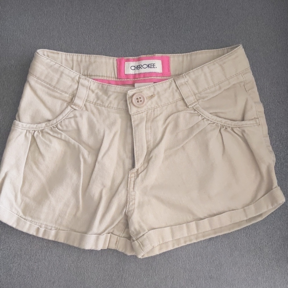 Cherokee girls khaki shorts size S(6/6x)